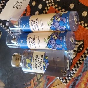 Bath body works mask  three full size blueberry sugar pancakes mask free gift 🎁